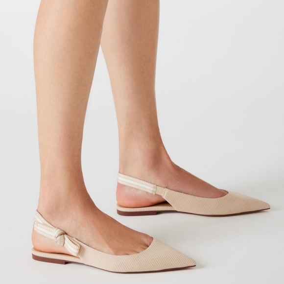 Steve Madden Shoes - Steve Madden NWOB Flats Women's Size 8M Ivory Canvas Olsen Slingback Bow Pointy